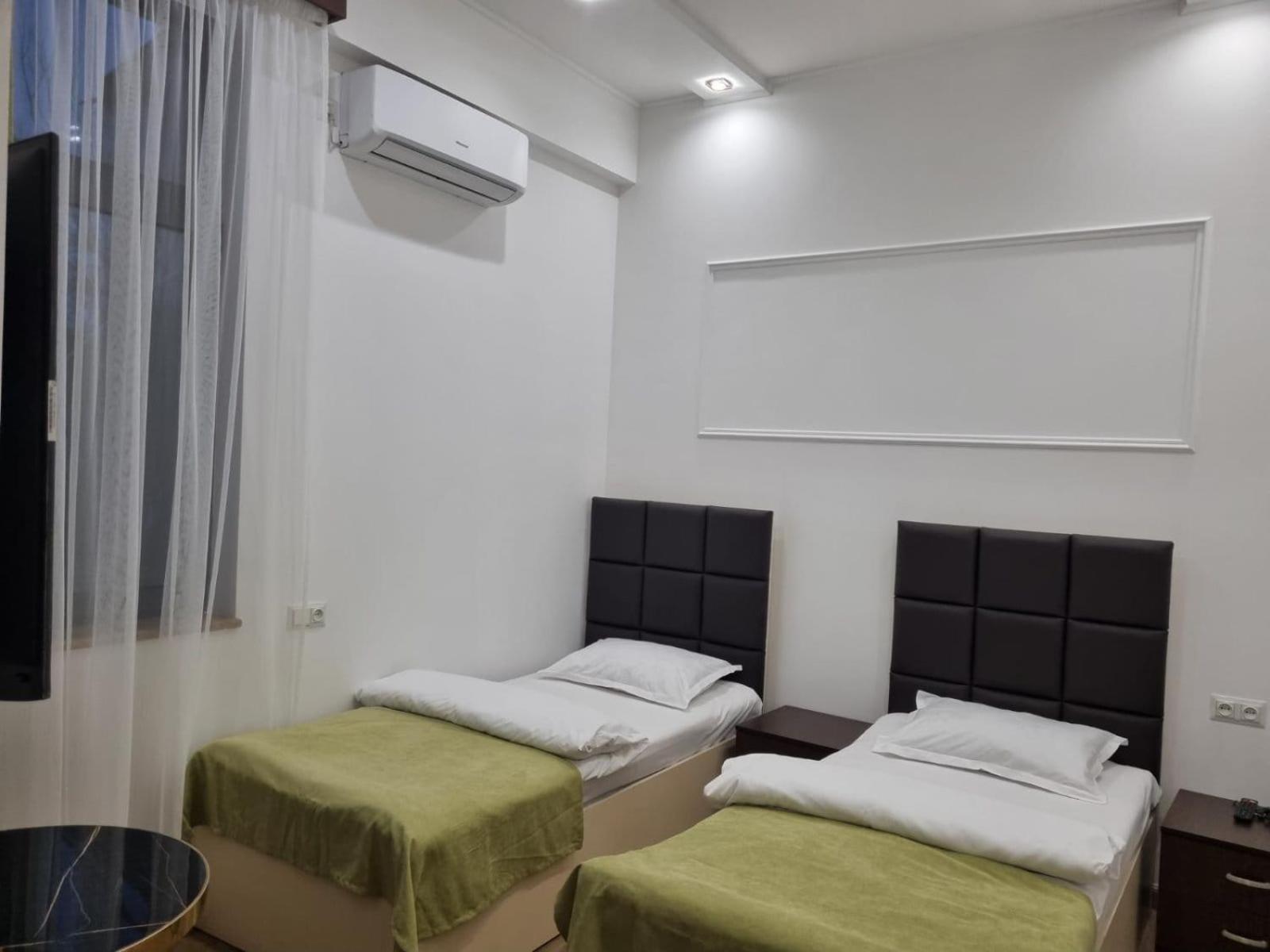 Days Hotel เยเรวาน ภายนอก รูปภาพ